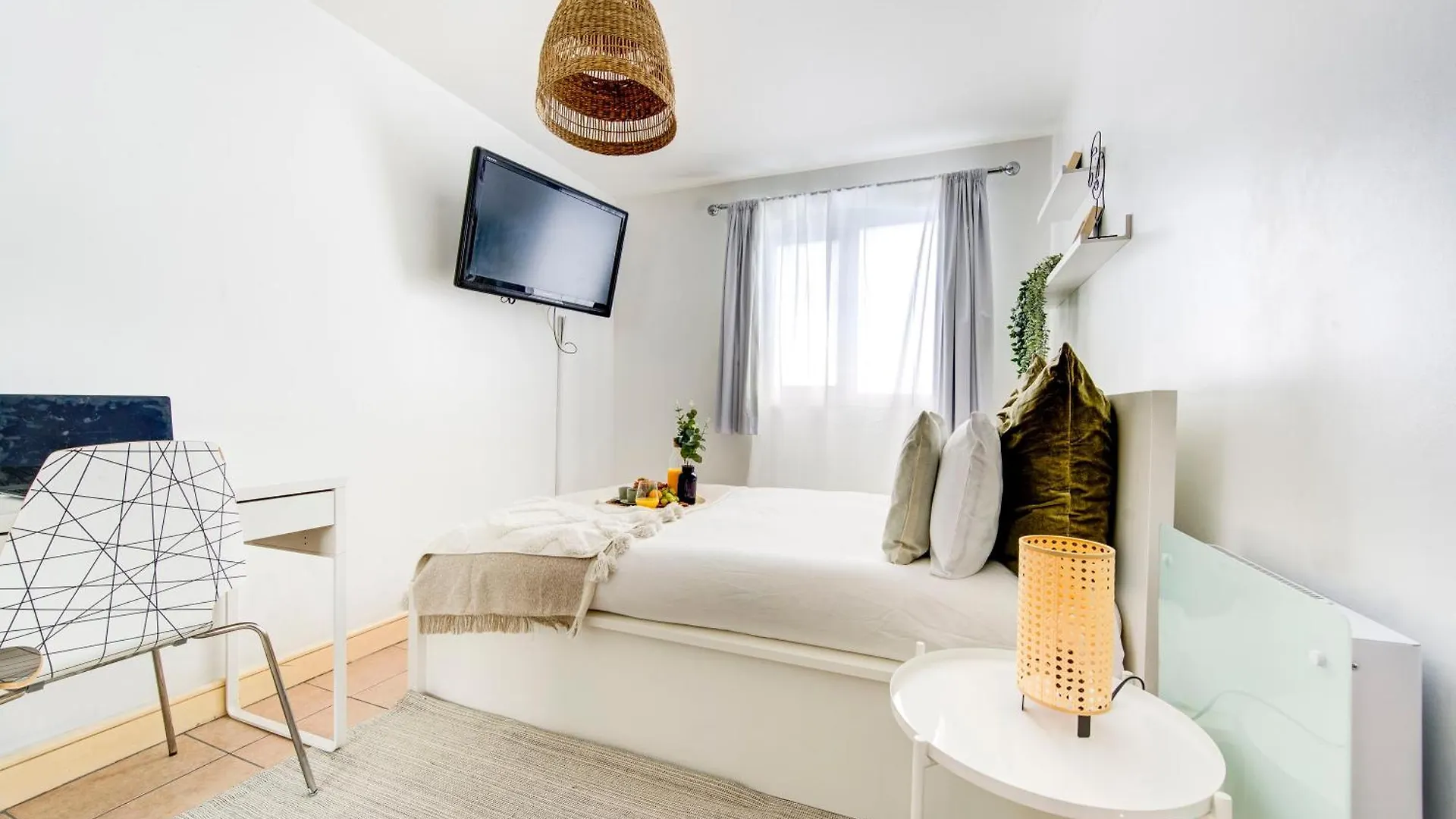 2-Bed 2-Bath Tower Bridge Gem, Sleeps 8 Appartamento Londra Regno Unito