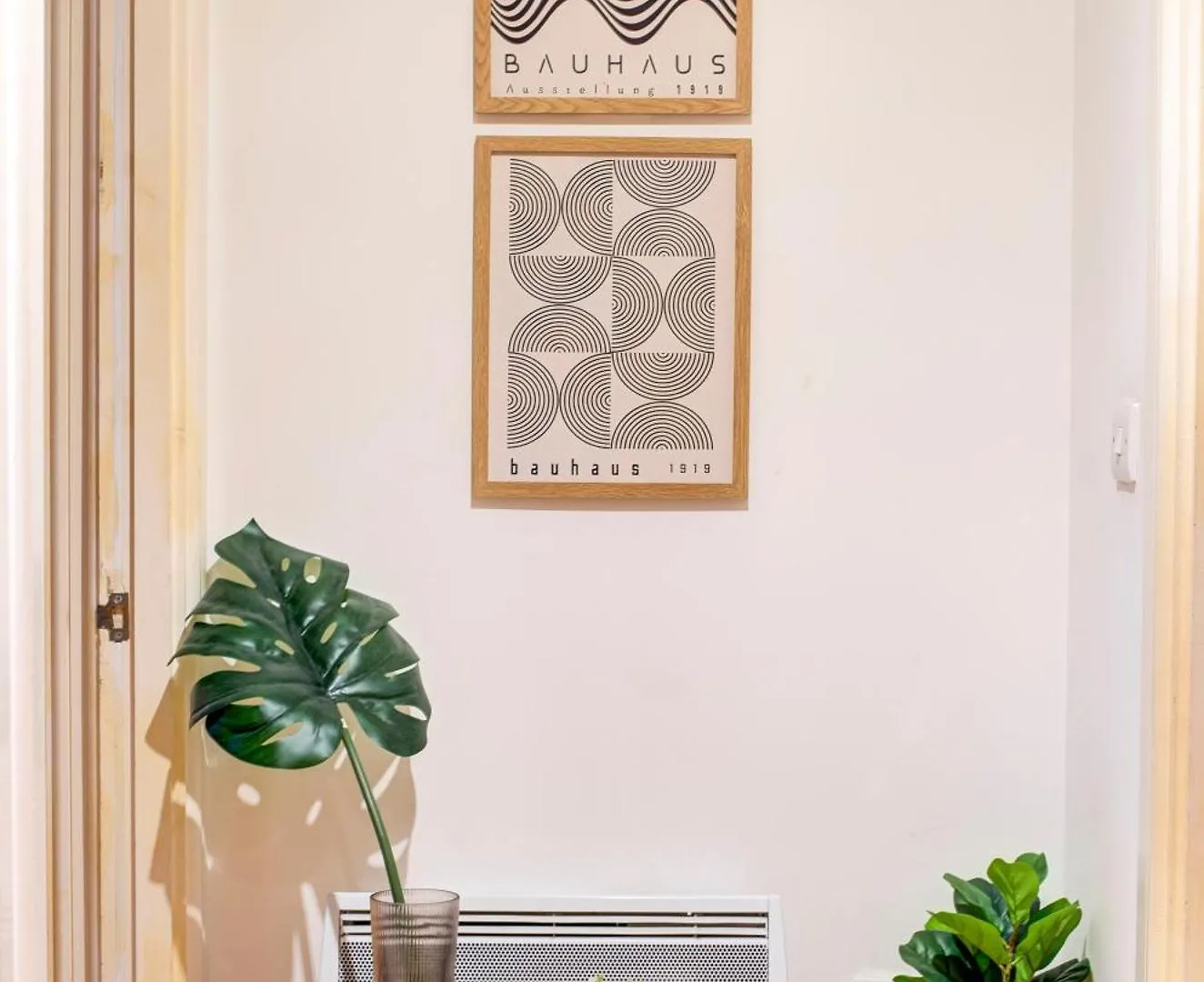 2-Bed 2-Bath Tower Bridge Gem, Sleeps 8 Appartamento Londra